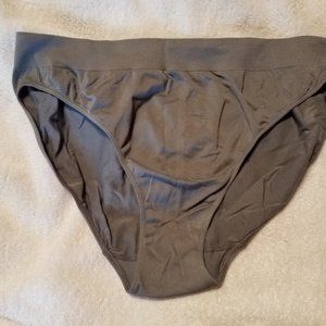 Men's brief underwear